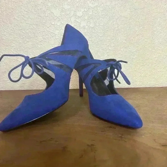 Tara Vibrant Blue‎ Suede Wide Fit Lace Front Stiletto Heels Euro Sz 35.5 E - Picture 1 of 8